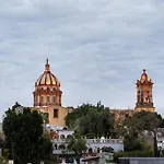 Casa Regina, Stylish 3Br Home In Centro With Rooftop & Jacuzzi